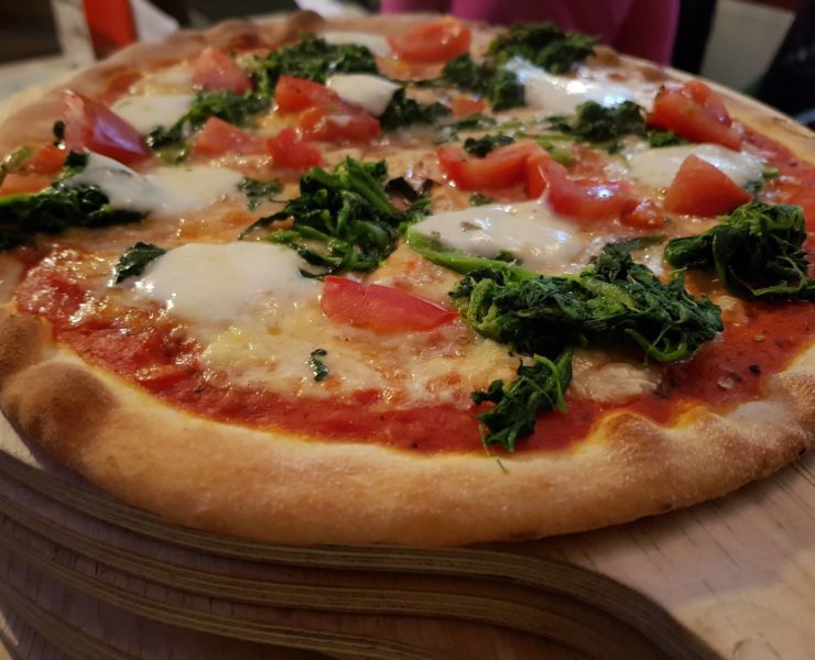 Bei der Pizzeria Caravella gibt es auch Pizza für Veganer und Diabetiker.