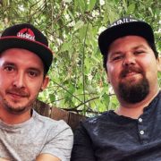 Die zwei Freunde Julian Leiser und Philipp Karl haben sich vorgenommen ein Hostel in Mannheim zu gründen.