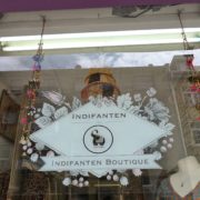 Die Indifanten Boutique teilt sich eine Fläche mit dem Startup VeloCarrier.