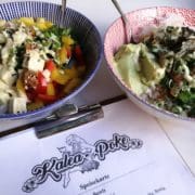 Beim Kalea Poke Corner hat mit die Auswahl zwischen individuellen oder standardisierten Bowls.