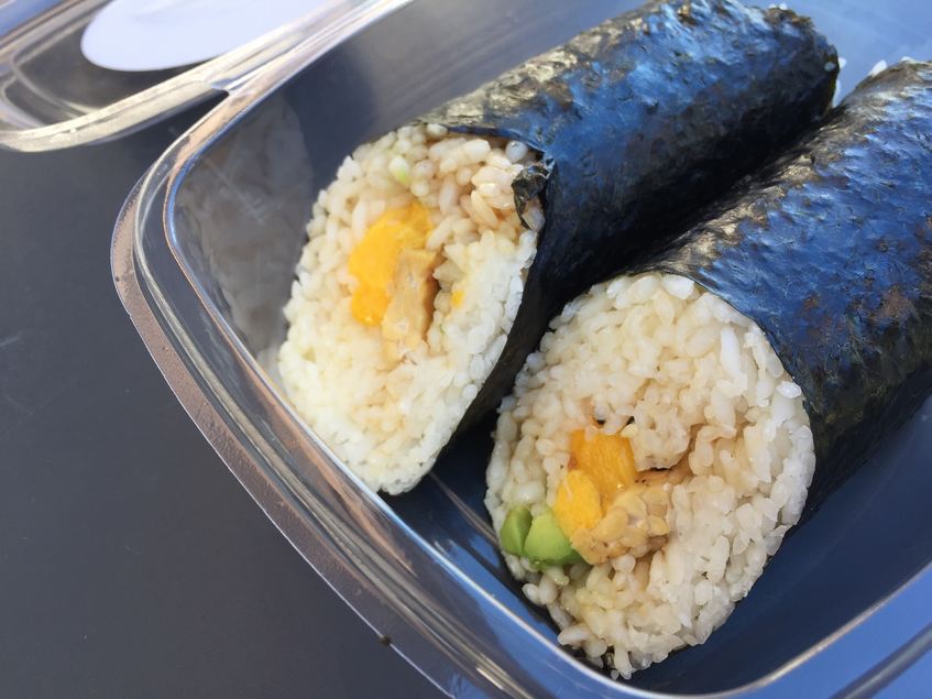 Die Poke Rolls kann man auch im Gehen essen.