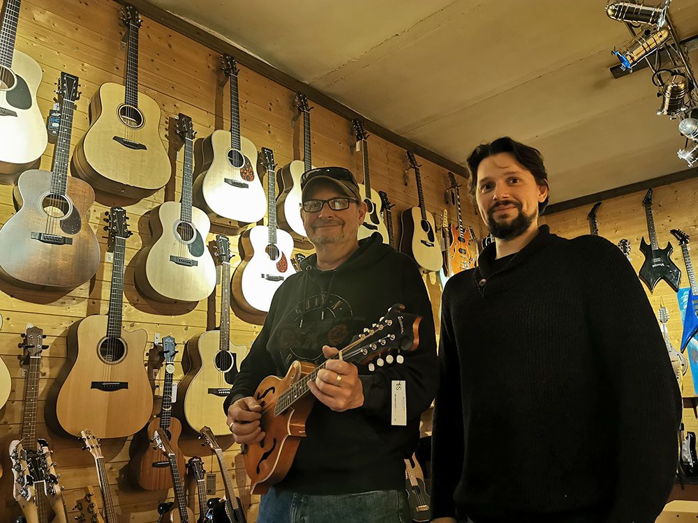 Tilmann Rügner (links, Inhaber des Musicant) und Tobias Bradneck (rechts). © Michael Ströbel