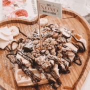 Hier wird nichts dem Zufall überlassen: Im Café XOXO Hugs & Kisses ist alles fototauglich und instagrammable. © Café XOXO