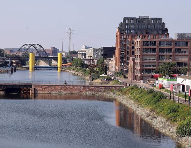 Der Verbindungskanal ist bei Bewohnern und Bewohnerinnen des Jungbuschs zum Entspannen beliebt. © Christoph Blüthner