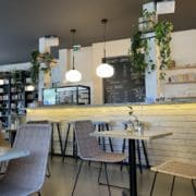 Der Innenraum des Cafés. © Vanessa Müller