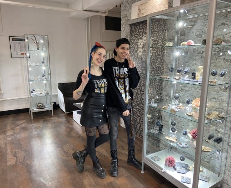 Svenja und Hiro gehören zum symphatischen TRUST Team. © Fabienne Lang