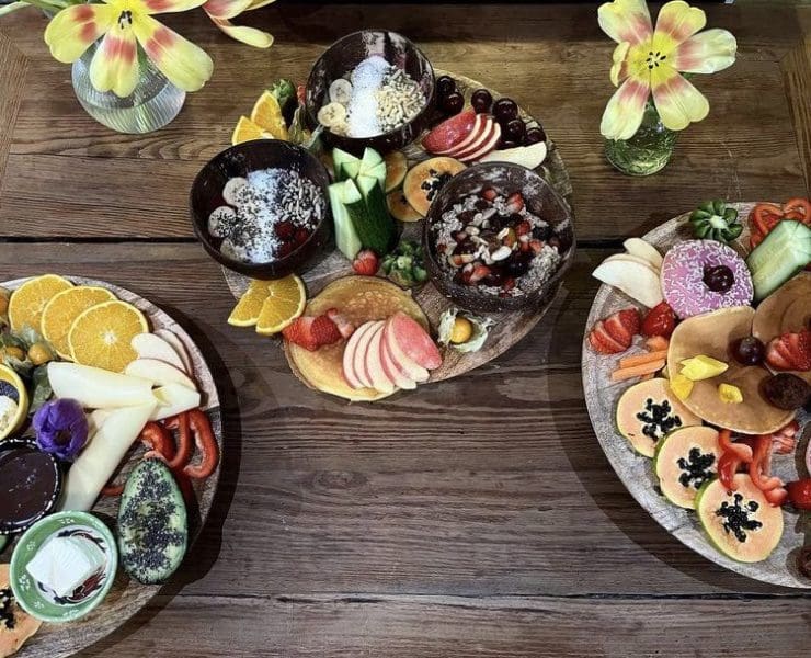 Ein Einblick in die tollen Frühstücksplatten. © Laura Schröder