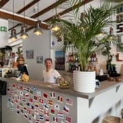 Willkommen im Hostel Mannheim. Julian bereitet allen einen herzlichen Empfang. © Stefanie Maier