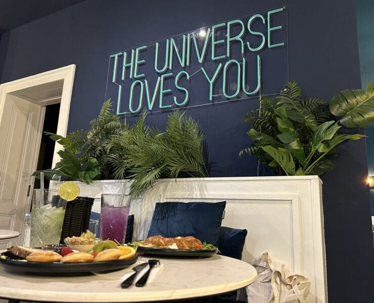 The Universe loves you! © Vanessa Müller