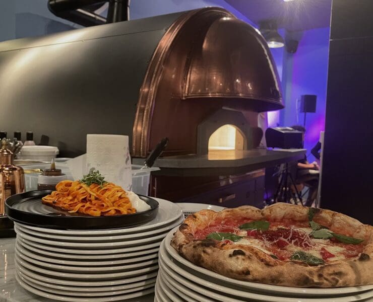 Leckere Pizza und Pasta beim PAPI Laboratorio. © Jana Hartmann