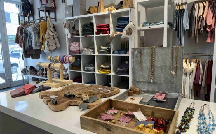 Ausgewählte Accessoires für den perfekten Look. © Lea Blaschko