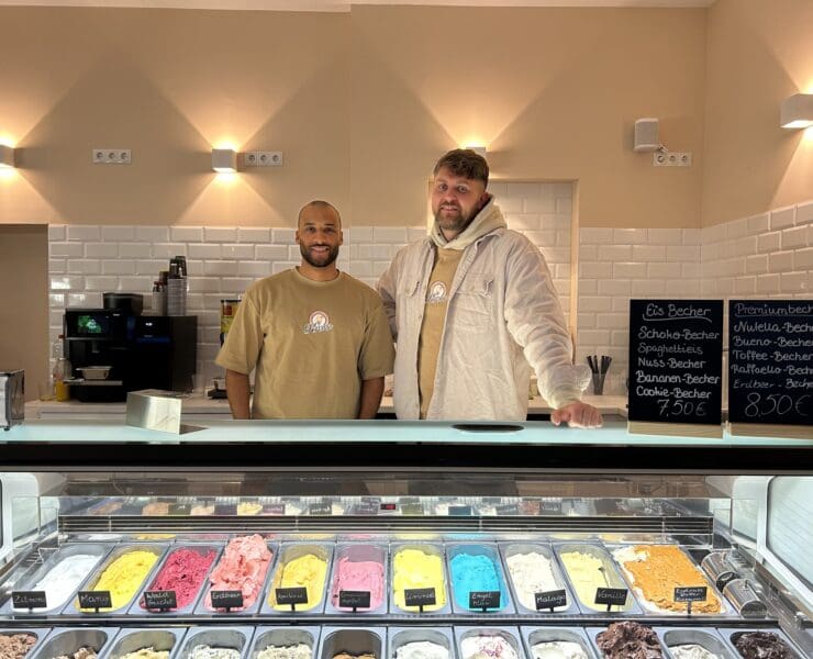 Binjamin und Martin haben mit Kreme in der Neckarstadt einen neuen Spot für Eisliebhaber geschaffen. © Nancy Jäger
