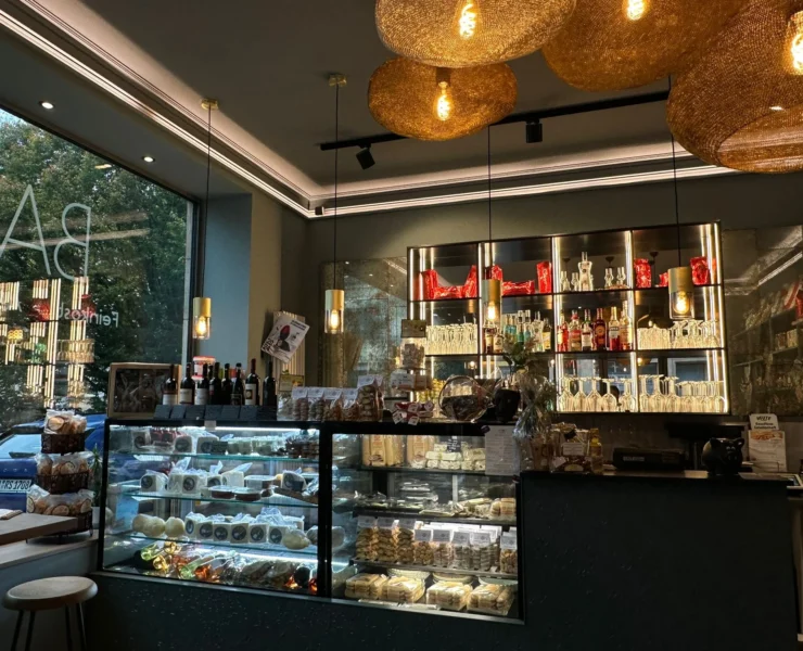 Die stilvolle Theke von BASONI. © Milena Hartmann